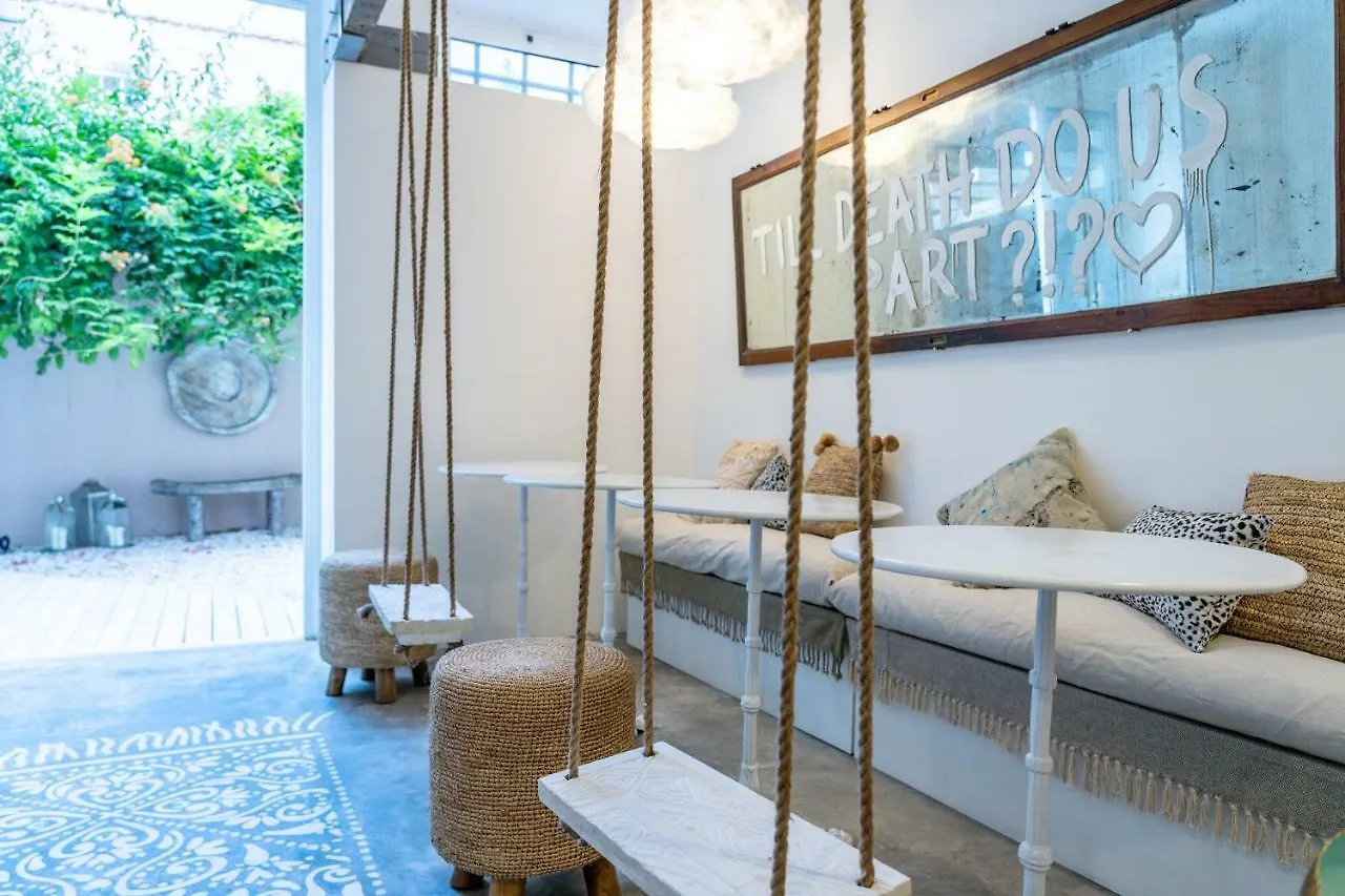 Bed and Breakfast Garam Lisboa